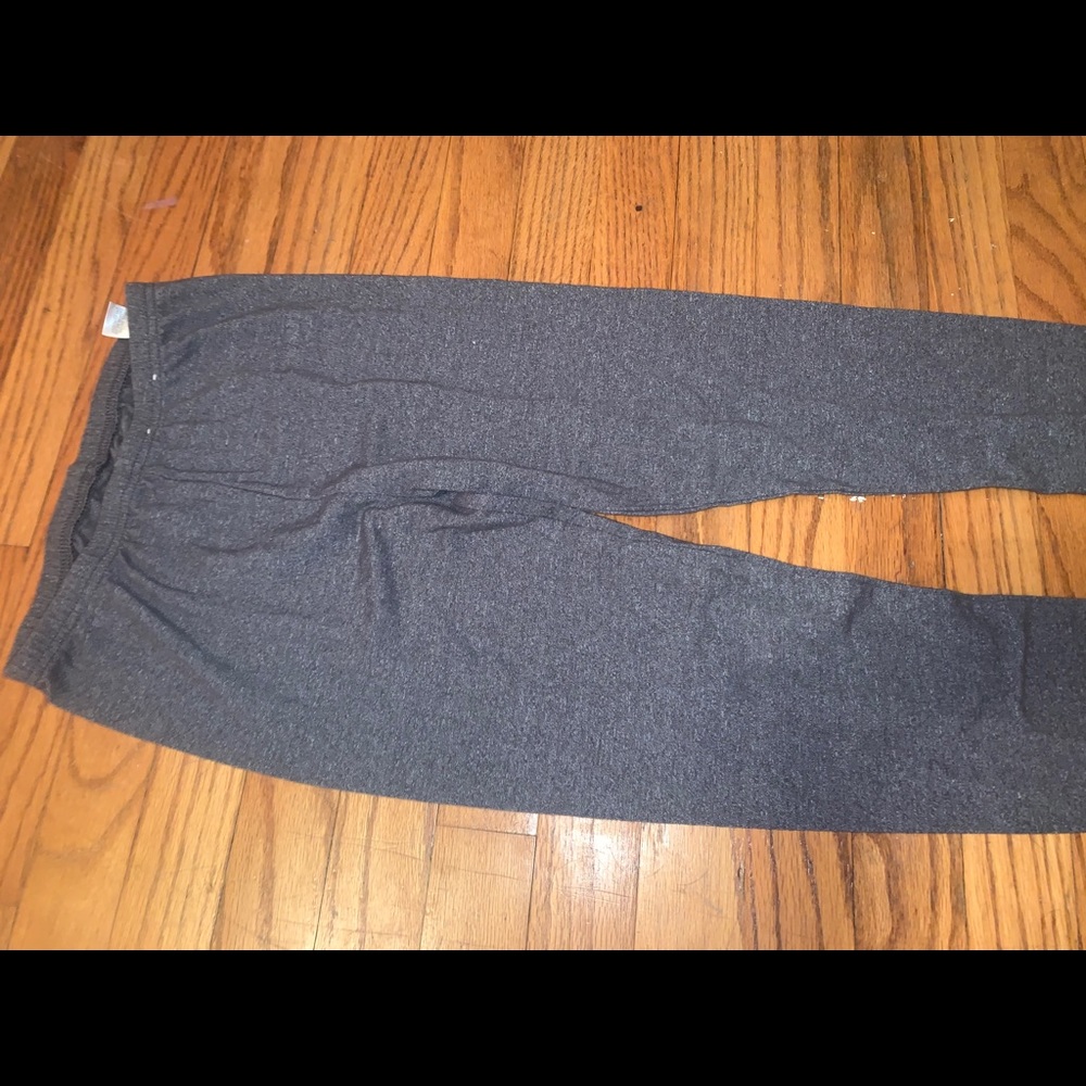 grey leggings
